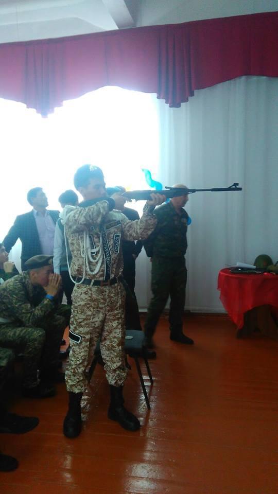 "Ауған- сөнген шоқ, өшкен арман, Тек сенен Есте қалған..." "Ауған- сөнген шоқ, өшкен арман, Тек сенен Есте қалған..."