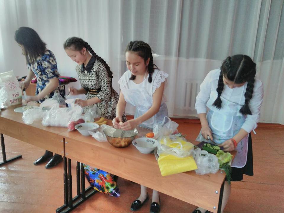 «Қыз жердің көркі!»