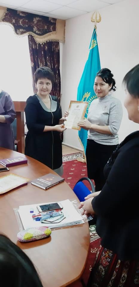 "Тіл" оқу-әдістемелік орталығының Текелі қалалық филиалы "Рухани жаңғыру" бағдарламасының "Қазақ әліпбиін латын қарпіне көшіру" арнайы жобасы аясында 